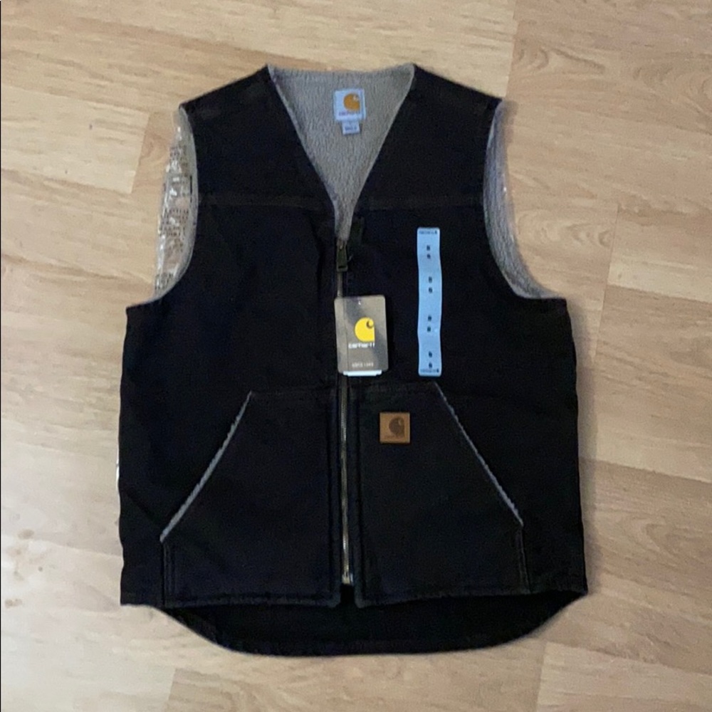 Brand New Carhartt Vest... Size SMALL